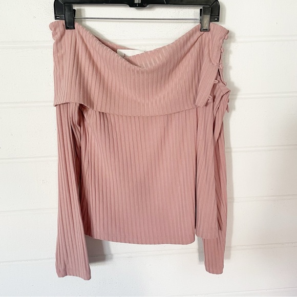 NWT Anthropologie Ribbed Off-The-Shoulder Long Sleeve Top in Mauve Size Medium - Picture 5 of 13